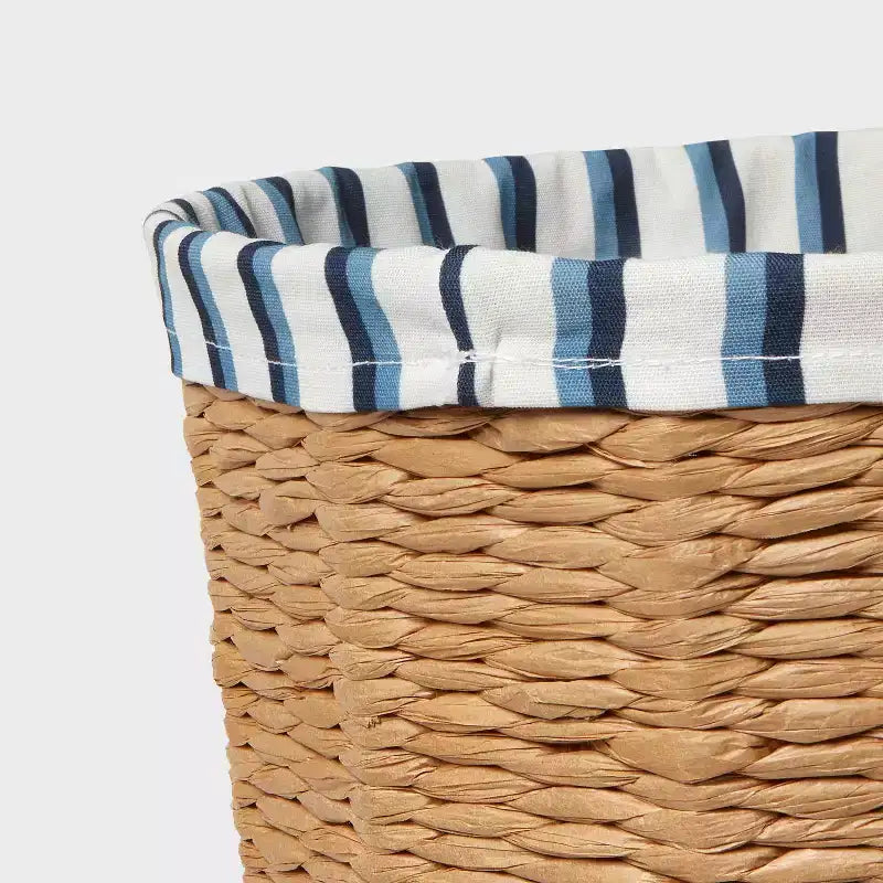 Cesto de ropa para niños tejido con forro