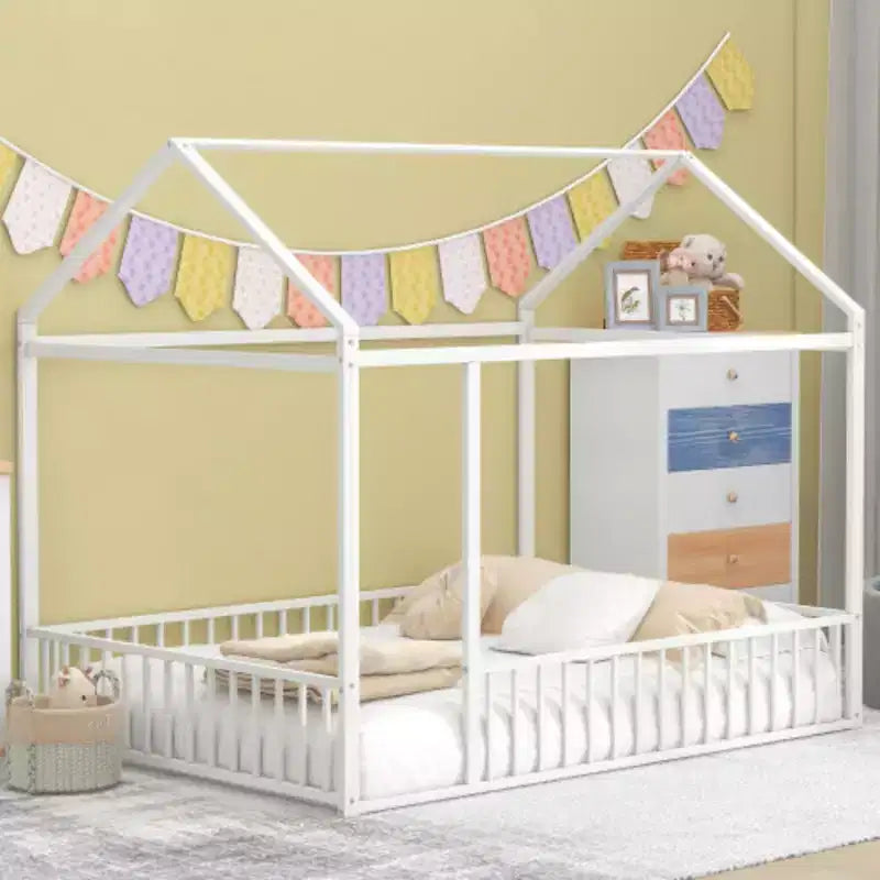Cama de metal individual con forma de casa y valla, para niños, adolescentes, niñas, niños, rosa