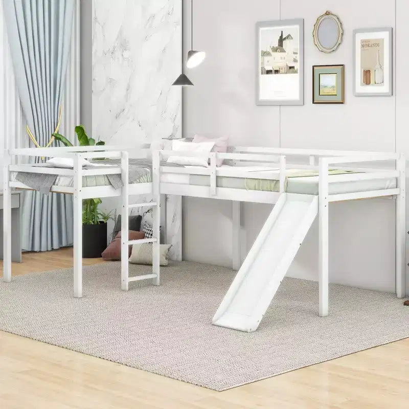 Cama alta doble en forma de L de madera de 118,2 x 77,8 pulgadas con escalera y tobogán