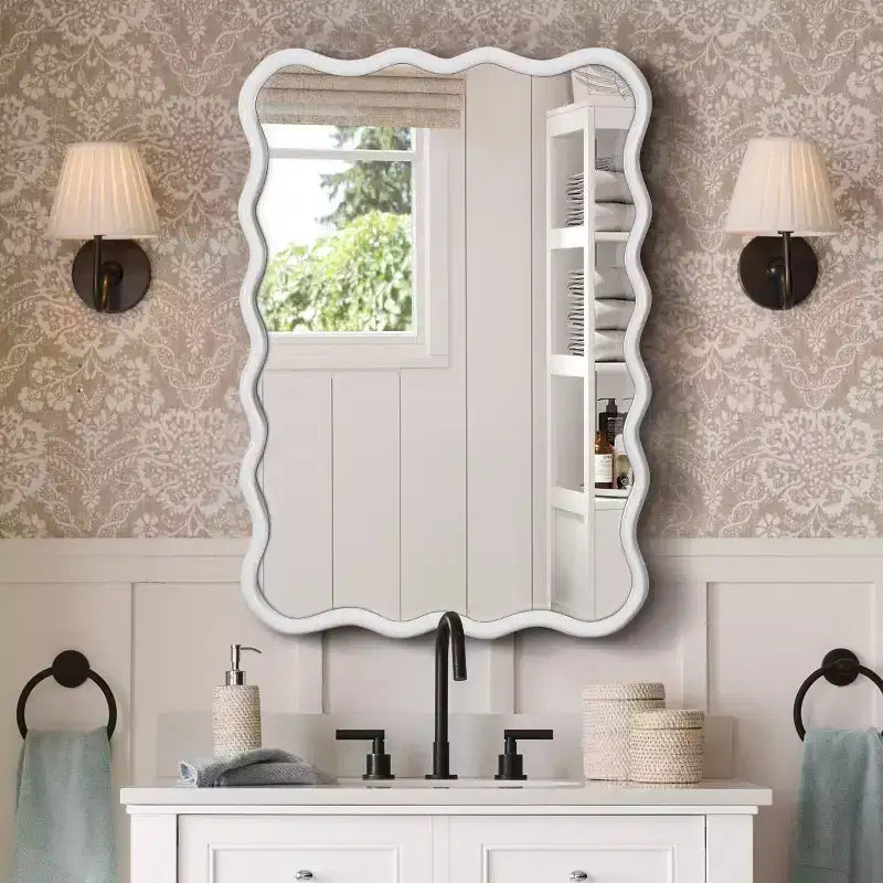 Espejo de pared de madera maciza ondulado de 40 x 28 pulgadas, espejo decorativo rectangular grande y moderno para sala de estar o entrada